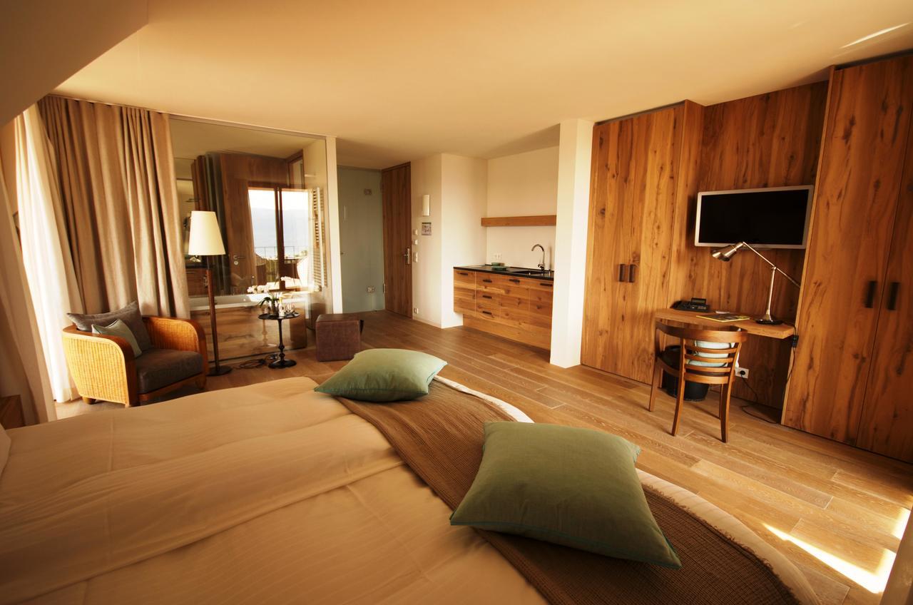 Hotel Hirschen Horn ガイエンホーフェン エクステリア 写真
